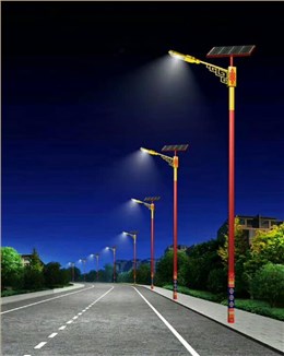 帮助云南硕山县提供民族特色太阳能路灯定制服务