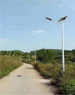 贵州仁怀新农村扶贫项目太阳能路灯项目施工